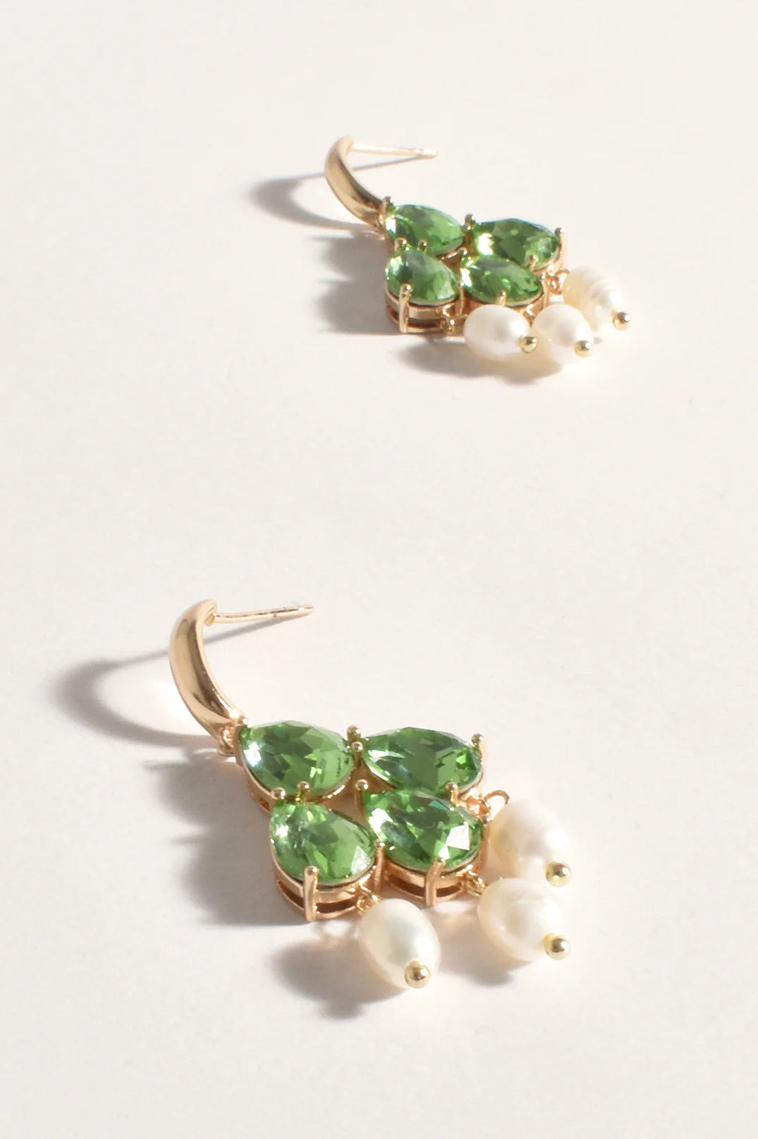 Stone & Glass Event Earrings - Green/Cream