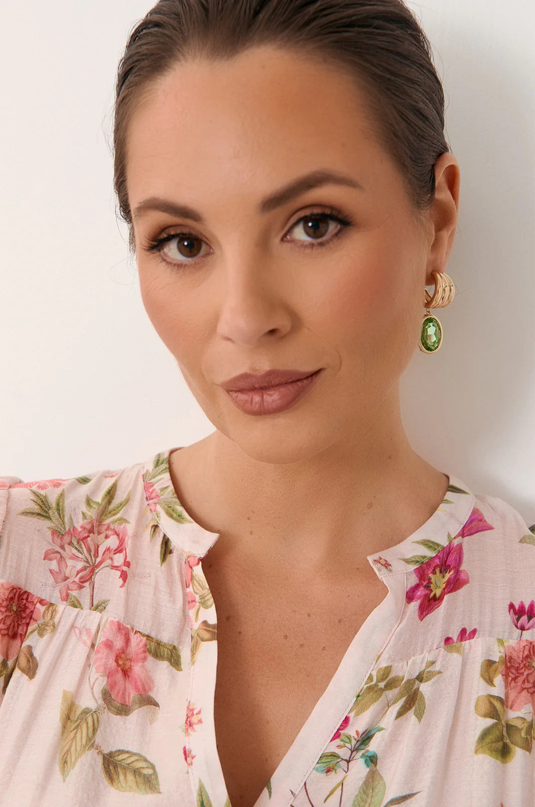 Curved Front Oval Drop Earrings (Mint)