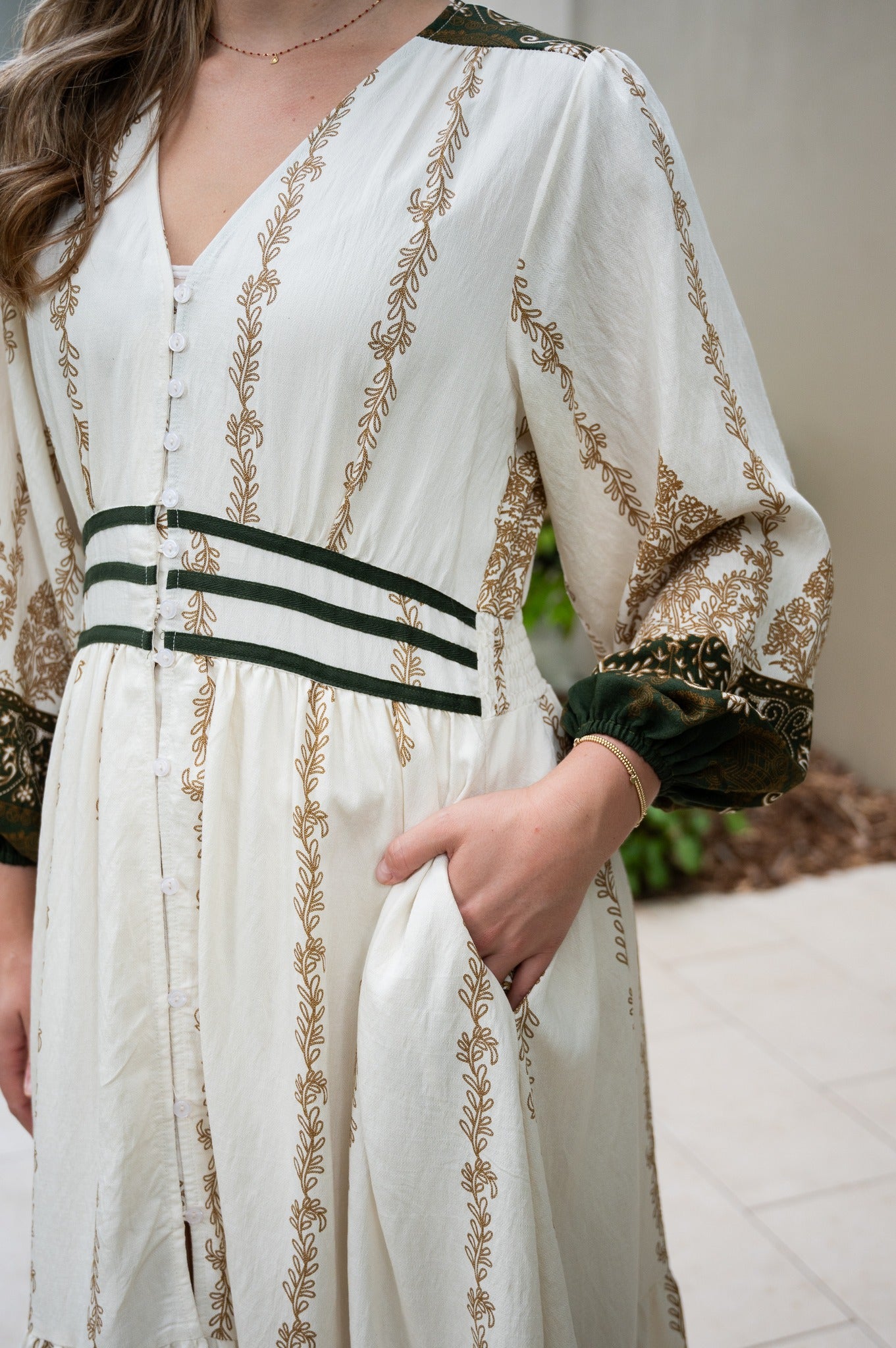 Clara Dress (Cream/Olive)