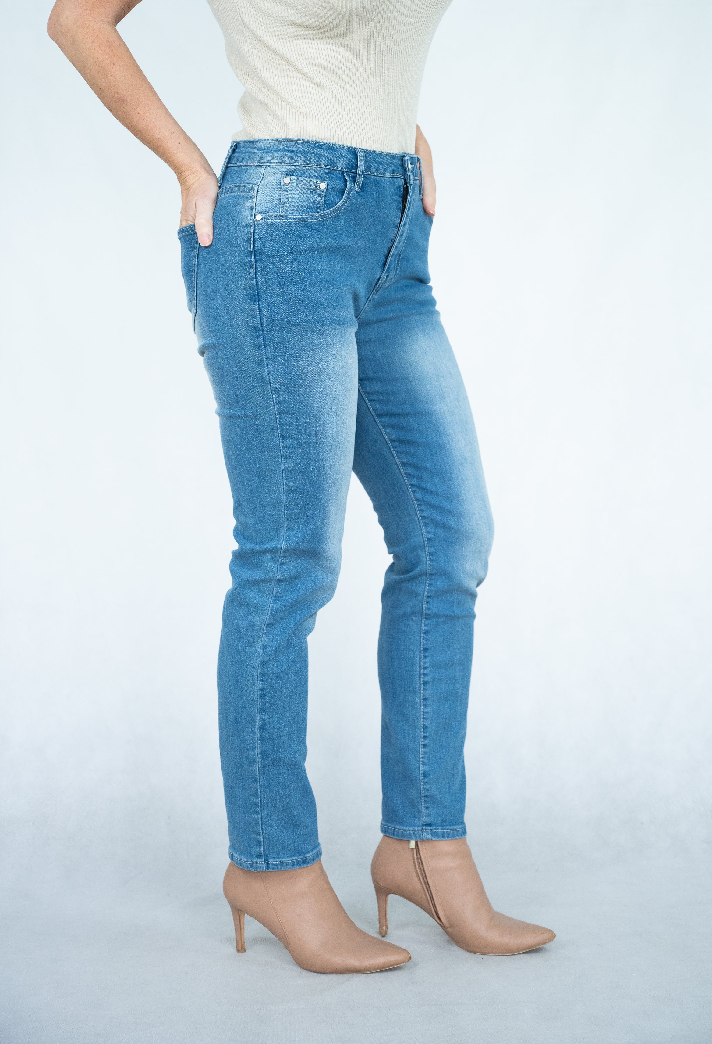 WILLOW JEANS