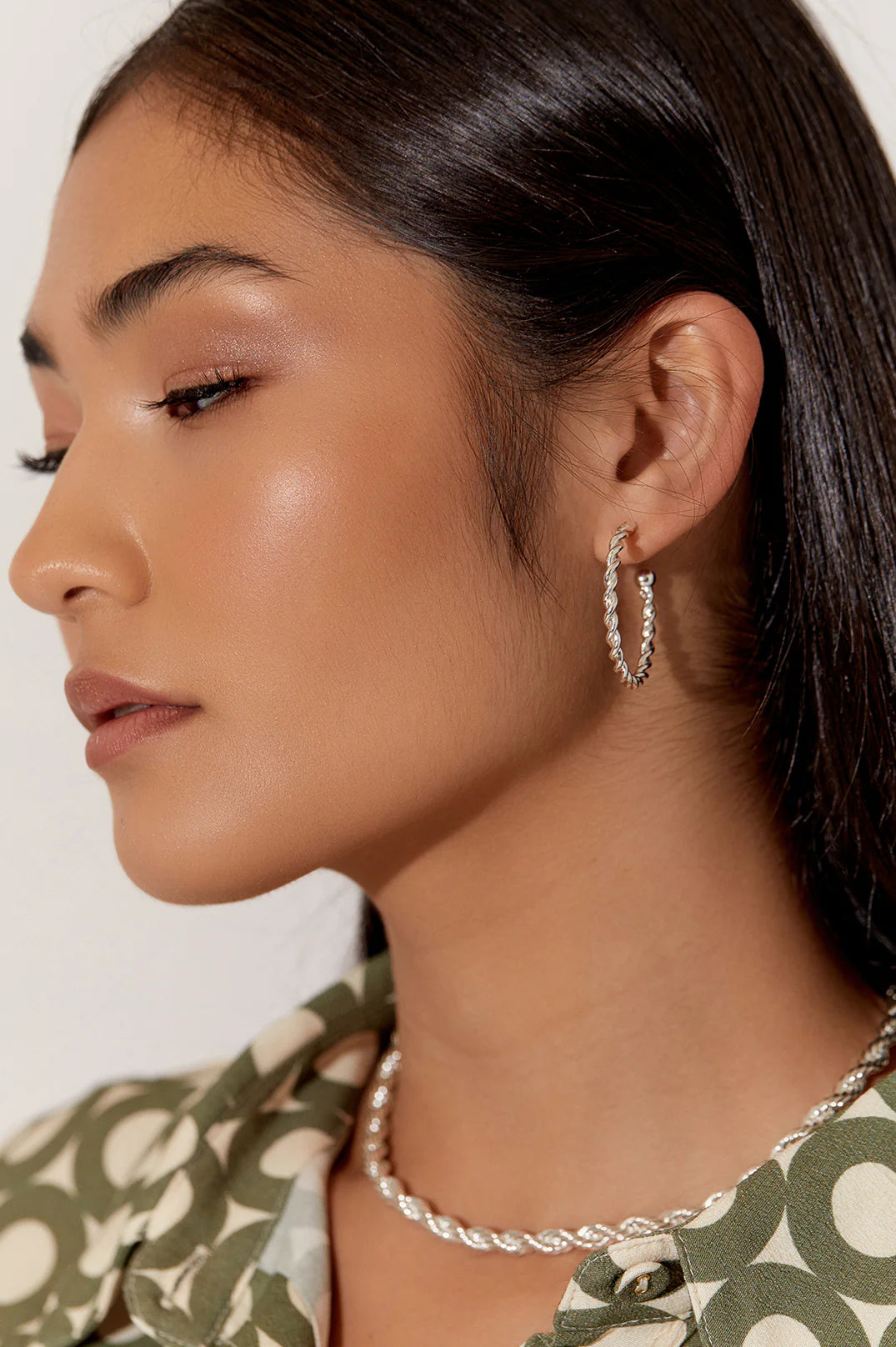 Twist Metal Hoops (Silver)