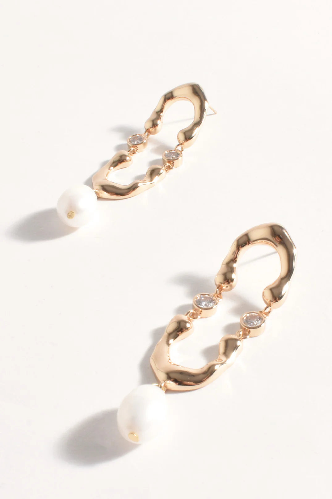 Freshwater Pearl Drop Arch Earrings (GOLD)