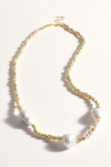 Baroque Pearl Dotty Gold Necklace (Gold/Cream)