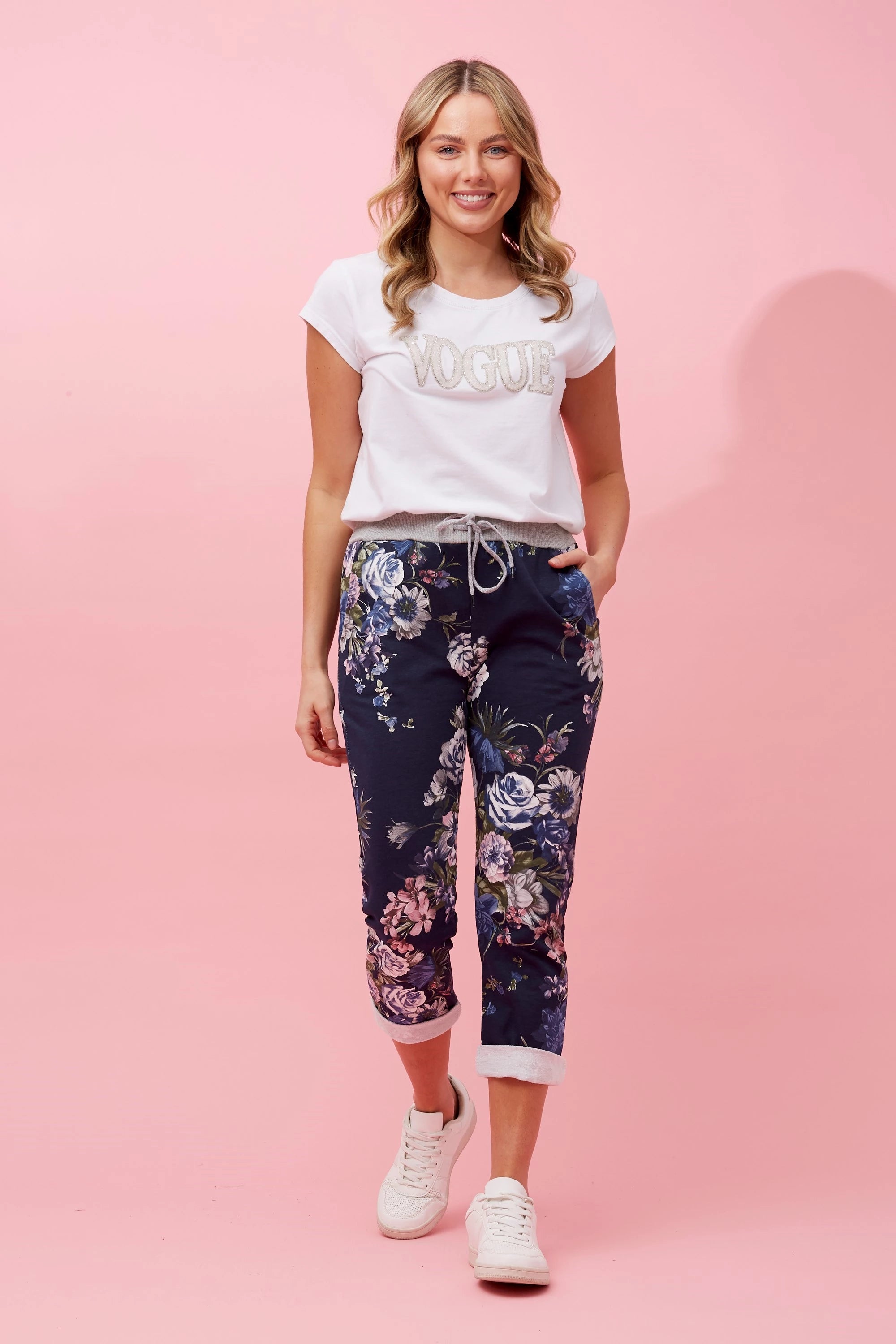 JAN FLORAL JOGGER (NAVY)