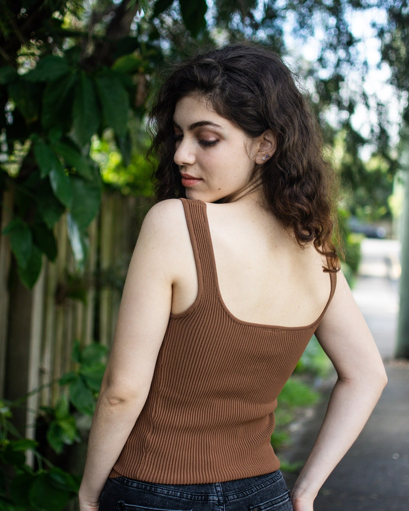 Ruby Ribbed Singlet - Brown