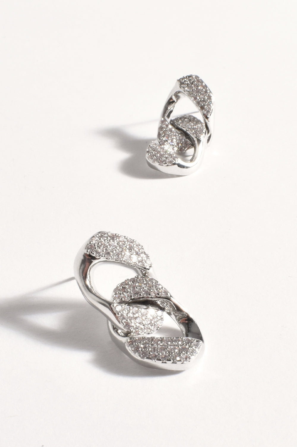 DIAMANTE CHAIN LINK EARRINGS (Silver)